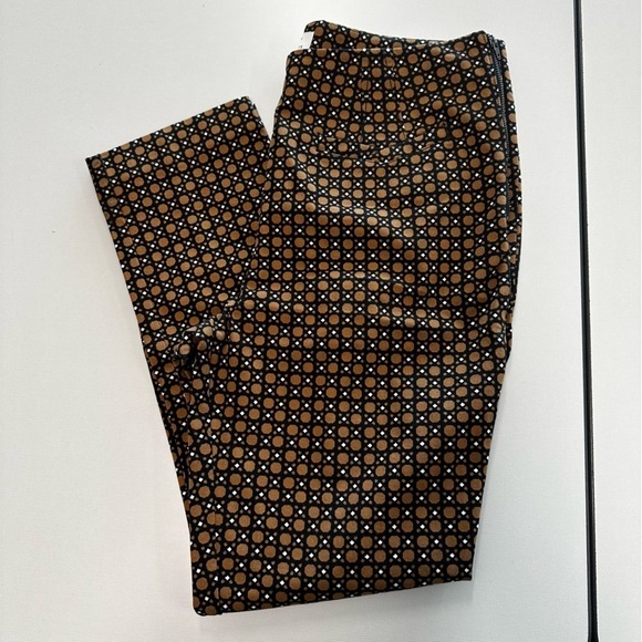 Anthropologie Essential Slim Trouser Pants in Brown Motif. Women's size 8 - Picture 2 of 12